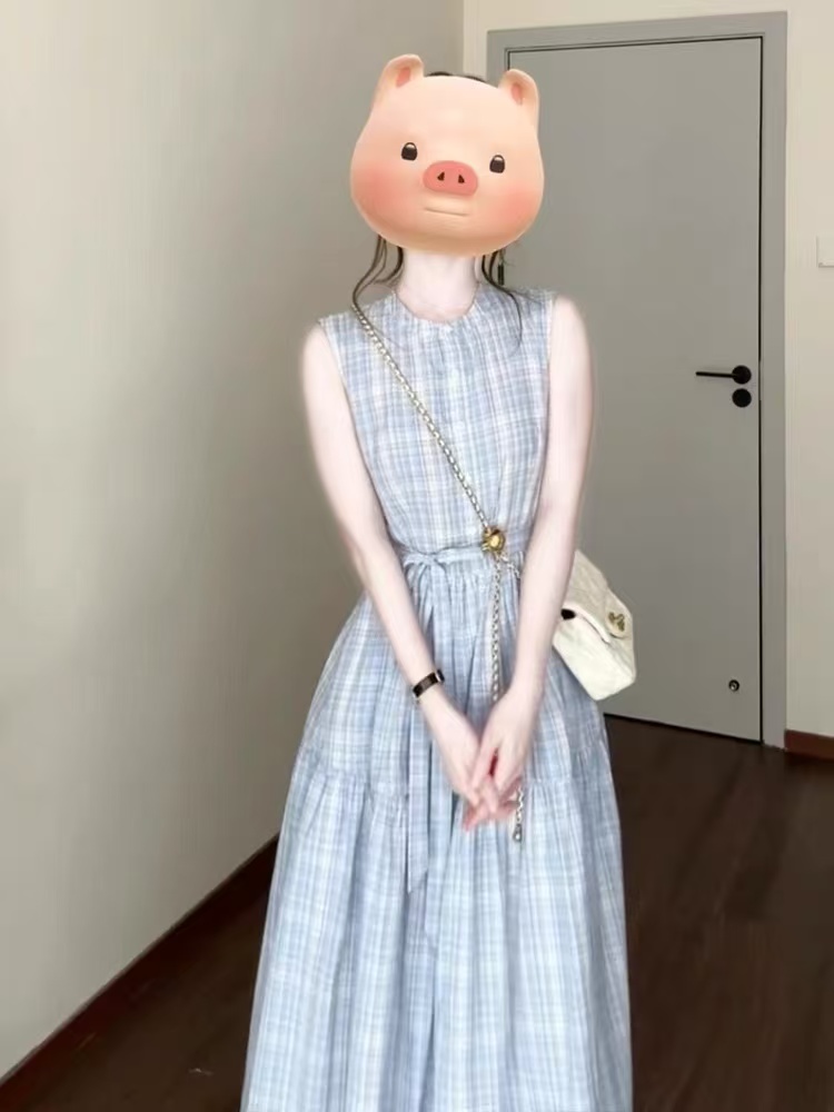 法式藍色格紋背心連衣裙女夏季2025新款小個子高級感收腰顯瘦長裙