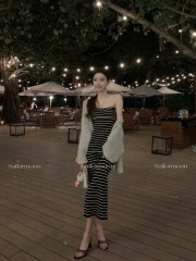 F PROJECT Holiday Scent Black and White Striped Knitted Strap Breast Dress Slim Slim Hip Skirt