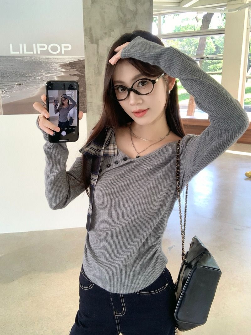 Threaded strip one-shoulder knitted base shirt for women early autumn chic sweet and spicy off-shoulder bow short top