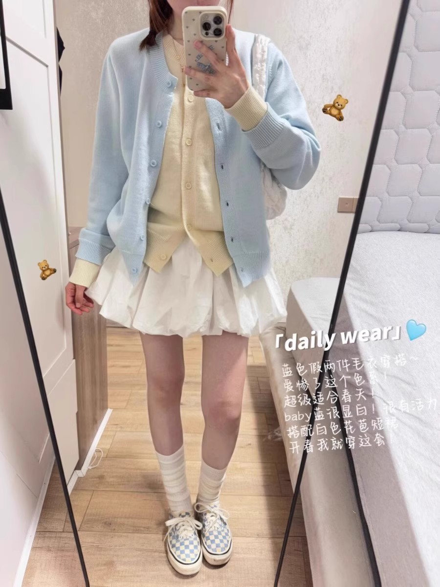 High-end contrasting color fake two-piece sweater for women in spring and autumn new style top Korean style sweater jacket cardigan