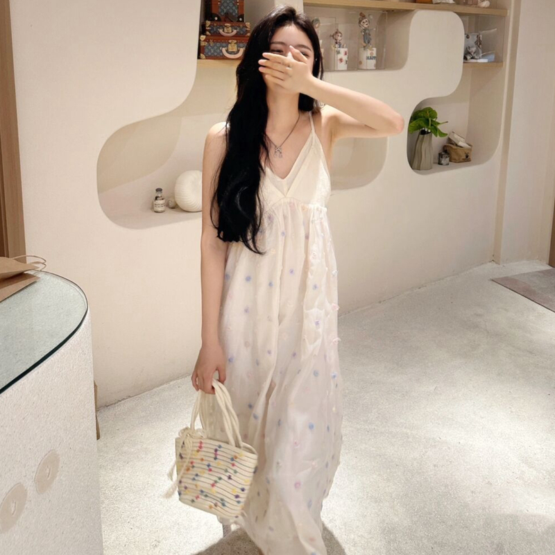 Korean gentle and beautiful small skirt beach vacation dress temperament fairy chiffon suspender long skirt summer