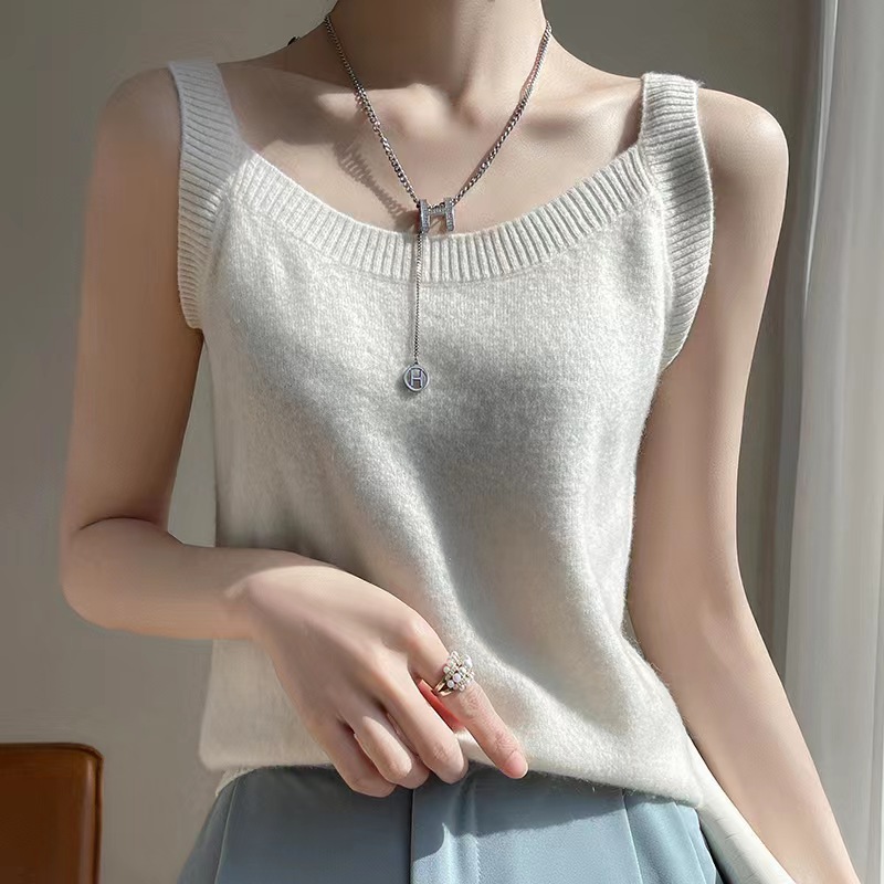 Women's slim sweater with a round neck and a slim sweater for autumn and winter short knitted base shirt