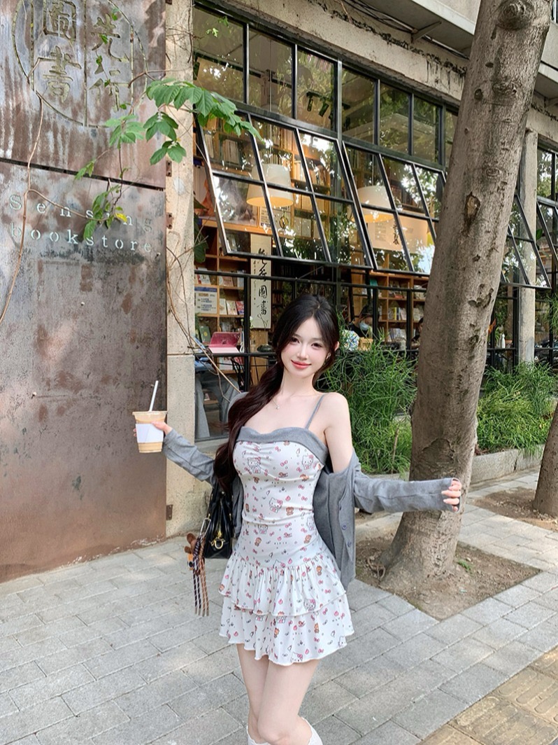 純欲套裝碎花吊帶連衣裙女夏季甜辣妹收腰a字裙子小個子蛋糕短裙