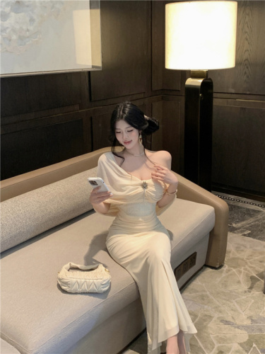 实拍~性感纯欲气质一字肩褶皱披肩抹胸连衣裙修身显瘦包臀裙