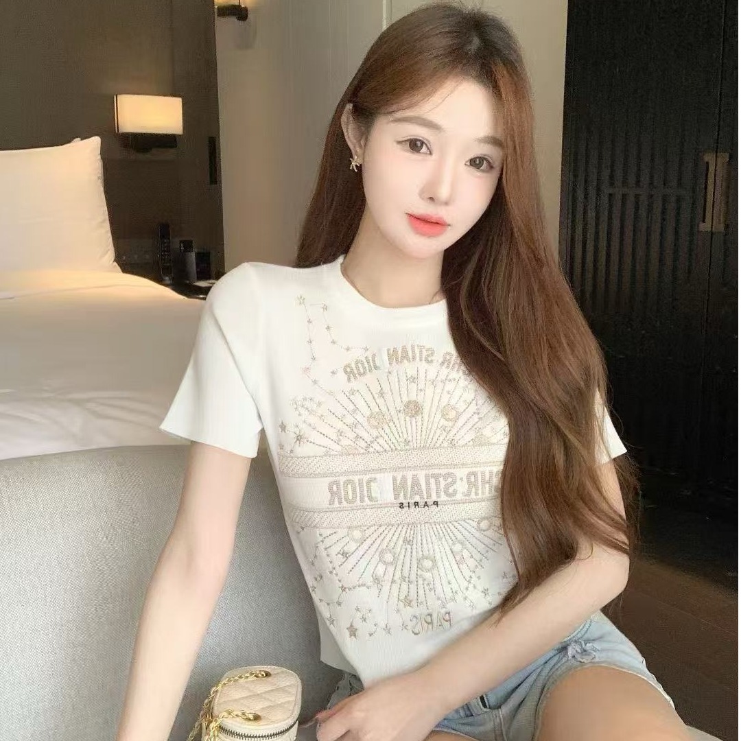 Gold-stitched five-pointed star short-sleeved T-shirt fashionable top for women 2025 summer new loose design ins slim T-shirt