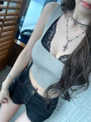2025 summer Korean style fashion U-collar pit strip slimming vest ice-collar silk versatile solid color knitted vest top