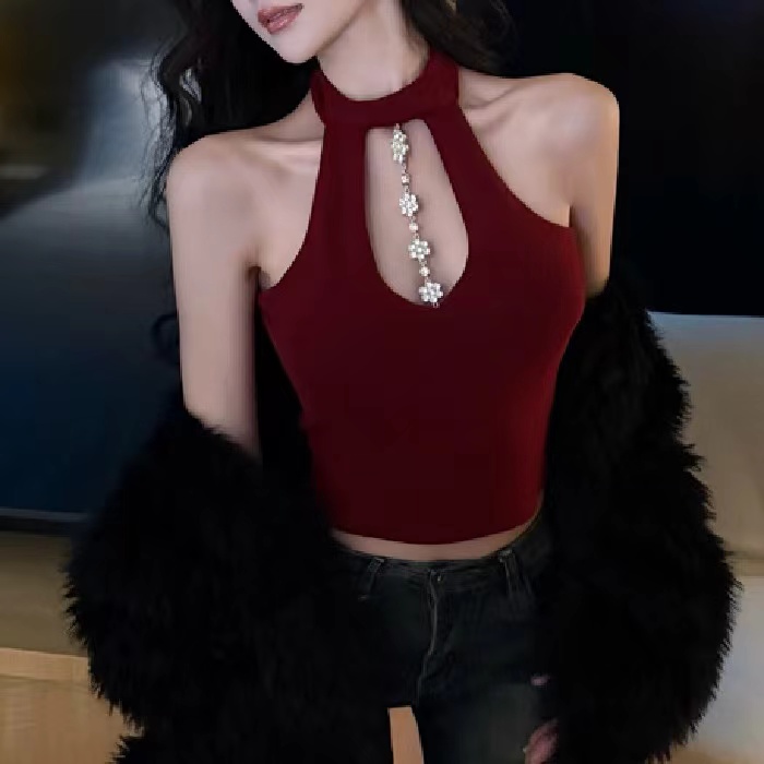 Pure Desire Style Diamond Hollow Neck Sling Vest for Women in Summer Slim-fitting Red Beautiful Short Backless Top