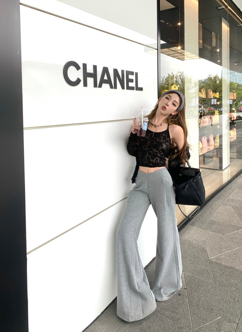 Real shot!  !  Low-waisted micro-flare trousers new niche without legs drooping wide-leg floor trousers