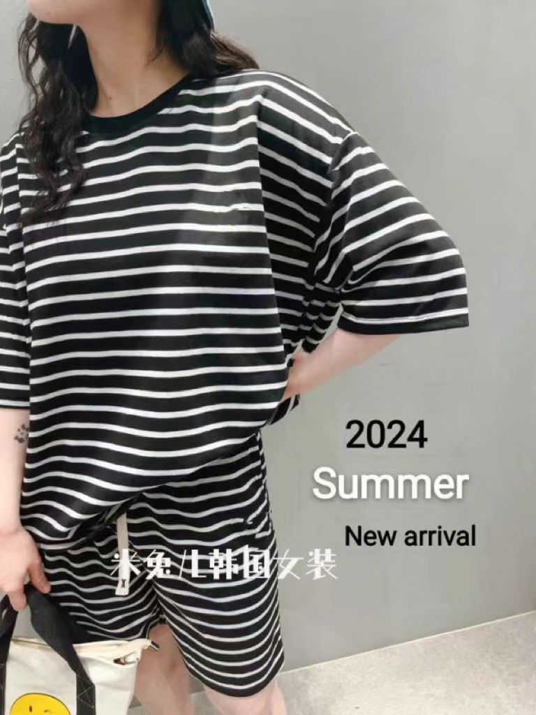 South Korea Dongdaemun Women's Clothing 2025 Summer New Striped Short Sleeve T-Shirt Shorts Set