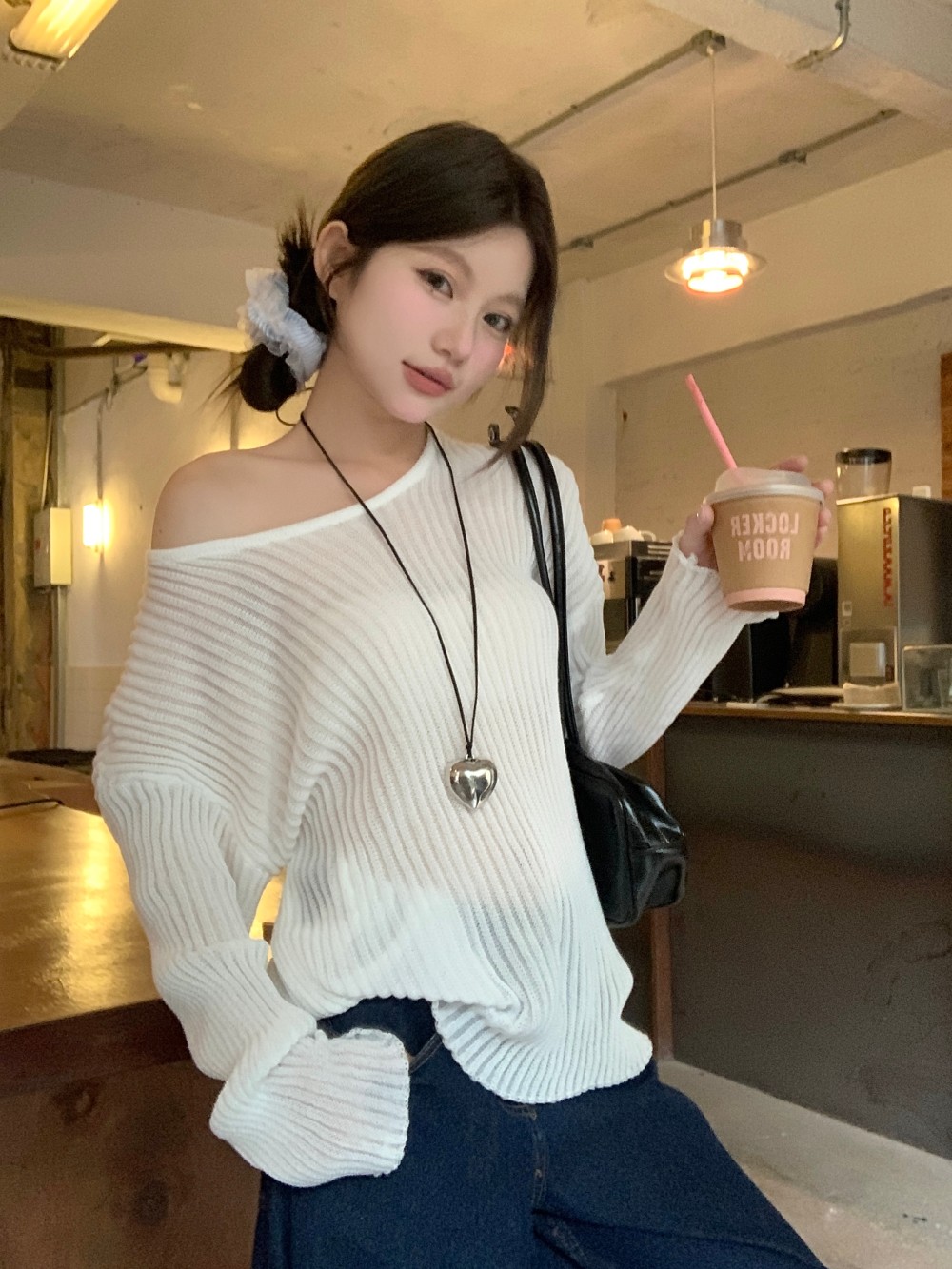 Real photo of loose and lazy off-shoulder long-sleeved pit-stick sweater for women 2025 summer casual versatile top