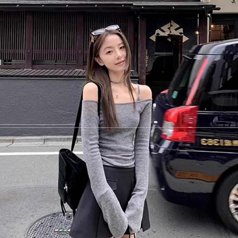 Korean chic one-shoulder thin sun protection long-sleeved T-shirt for women Xia Chun hot girl top + suspender two-piece set
