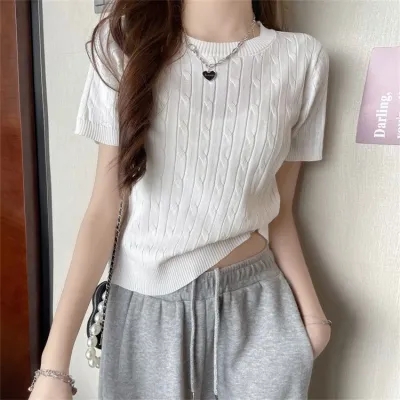 Retro round neck short-sleeved T-shirt sweater for women with thin design niche slim fit short top cool silk