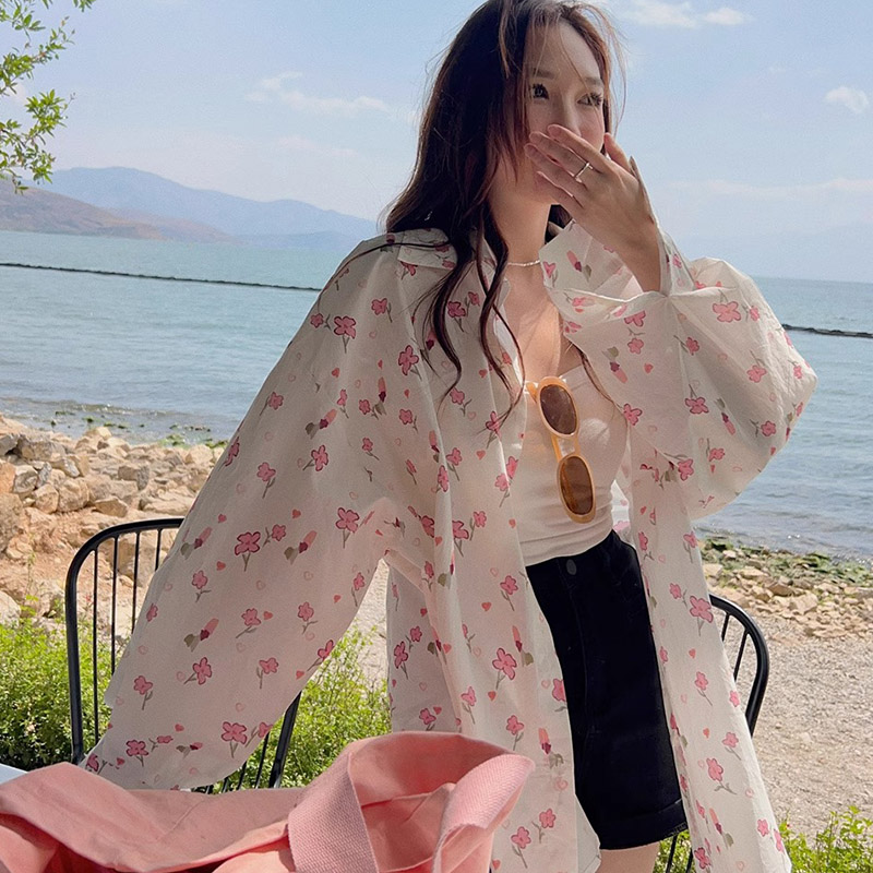 Korean chic sweet thin sunscreen shirt for women spring and summer design niche shirt top air conditioning room jacket