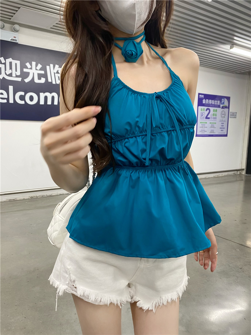 Real photos of hot girls sexy V-neck halter neck suspender vest high-end and beautiful slim and beautiful back top