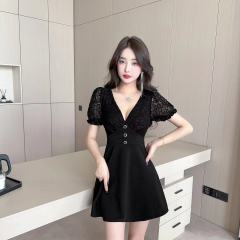 Real shot of sexy low-cut backless A-line skirt covering belly and making you look slim and age-reducing dress at nightclub work clothes