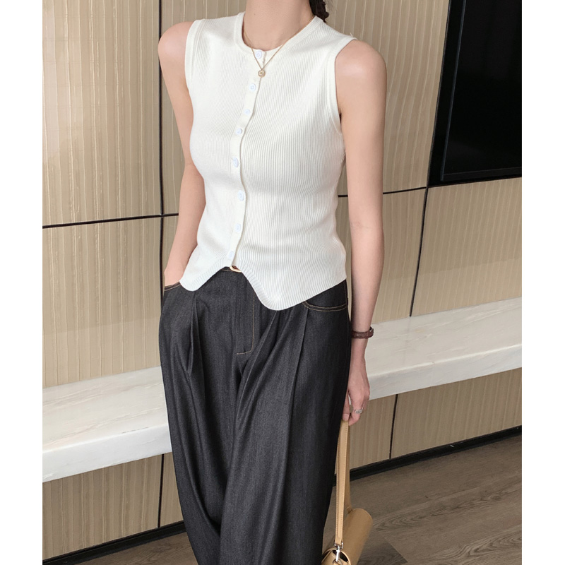 Ice curve slim white vest vest vest vest women's new summer French ice silk knitted sleeveless vest cardigan top