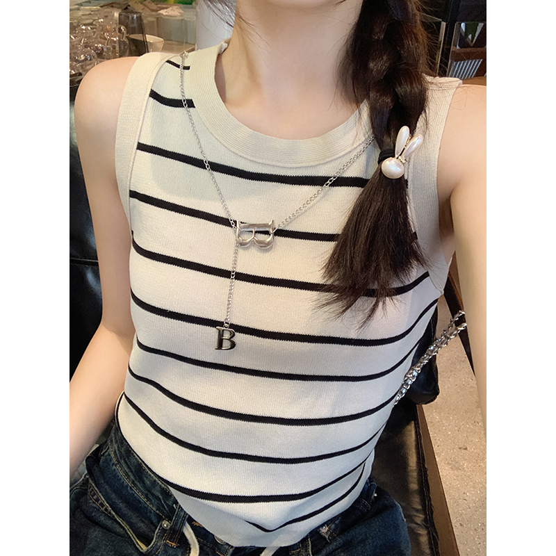 Striped vest for women in summer, design, niche knitted suspender inner layer, base French sweet and spicy sleeveless top