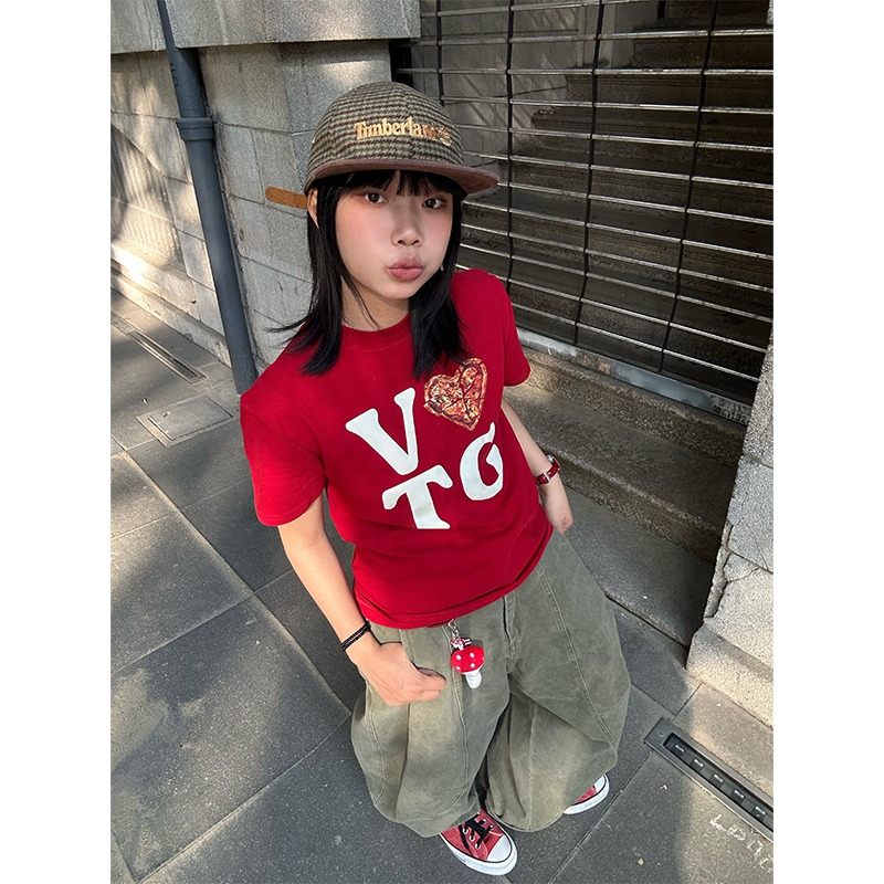 Korean chic summer new foam short-sleeved T-shirt for women Korean version American retro love letter top trend
