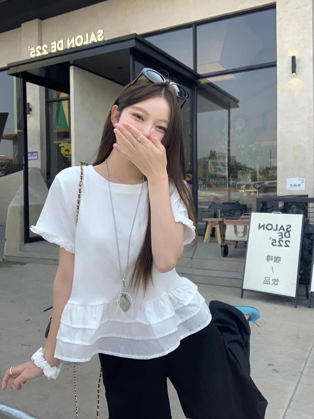 Real shot of fashionable and versatile round neck spliced ​​lace short-sleeved T-shirt for women loose slim top