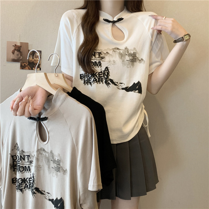 Real photos of chic Hong Kong style retro new Chinese style chic sweet and spicy short top design niche short sleeve T-shirt for women summer