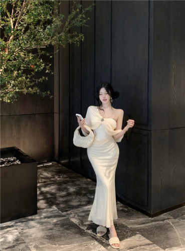 实拍~性感纯欲气质一字肩褶皱披肩抹胸连衣裙修身显瘦包臀裙