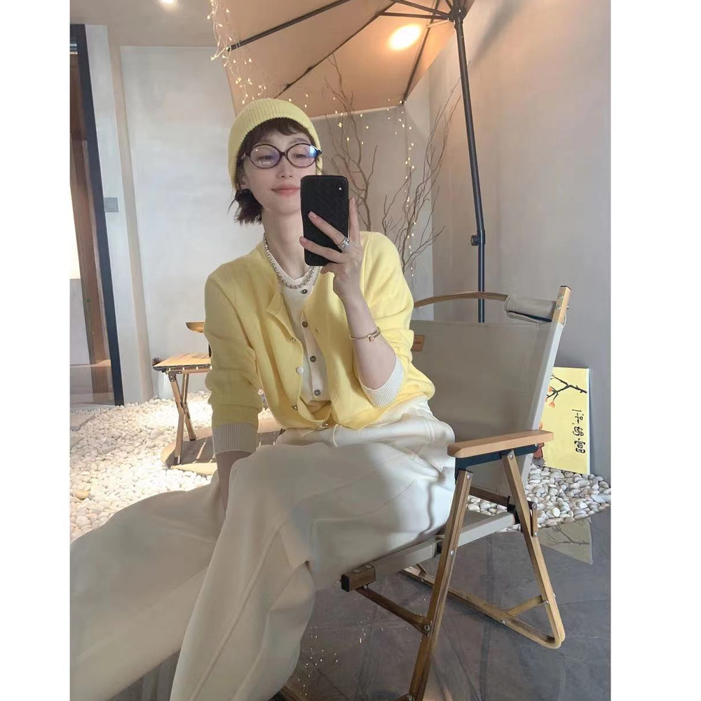 Small refreshing contrasting color splicing fake two-piece base wool knitted cardigan spring new tops worry-free and wearable
