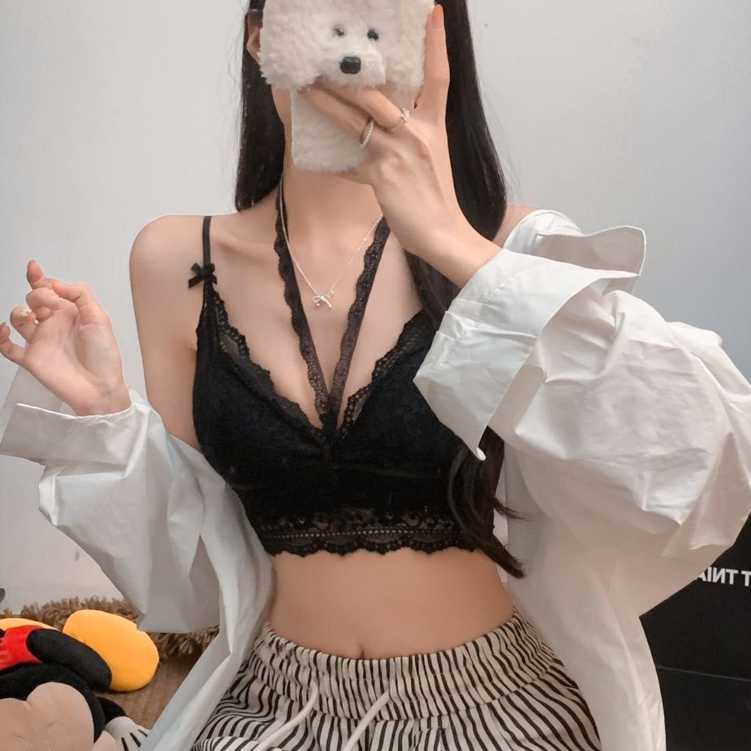 小胸聚攏顯大掛脖內衣女生無鋼圈法式純欲蕾絲性感內搭文胸