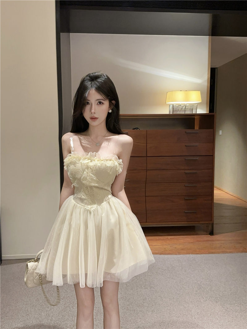 Live shot~Early summer new strapless dress for women, high-end design sense, niche temperament, absolutely beautiful princess dress