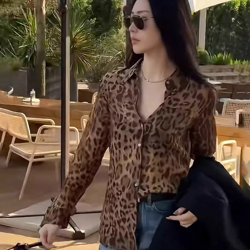 Korean chic spring and summer sunscreen shirt Hong Kong style high-end leopard print chiffon long-sleeved shirt women's shirt slightly translucent top trendy