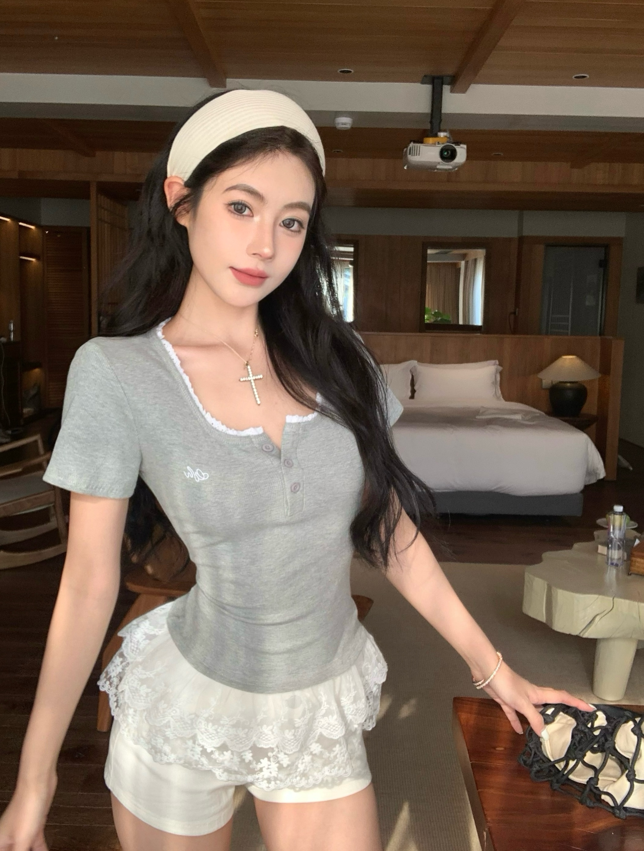 實拍~純欲蕾絲領短袖2025夏季新款芭蕾風氣質顯瘦設計感上衣