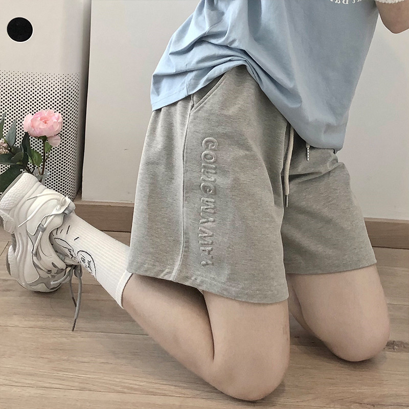 Official photo of fish scale casual sports shorts for women