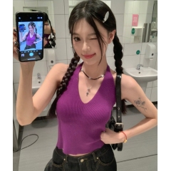 Pure sexy purple halter neck hanger vest female summer seaside hot girl wearing a backless slim short sleeveless top