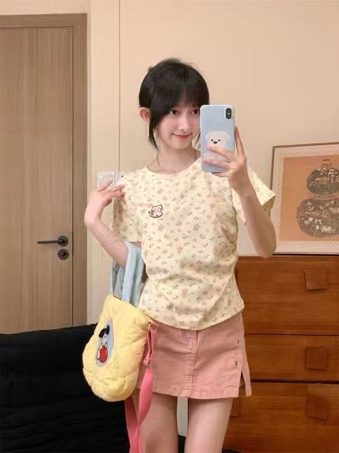 40支純棉-貼布繡甜辣妹格紋邊短袖T恤女INS夏季短款上衣