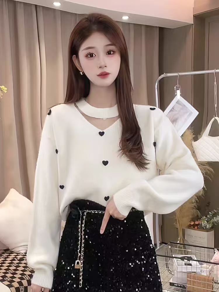 V-neck halter neck sweater for women in autumn and winter inner wear design bright silk knitted sweater fashionable base shirt