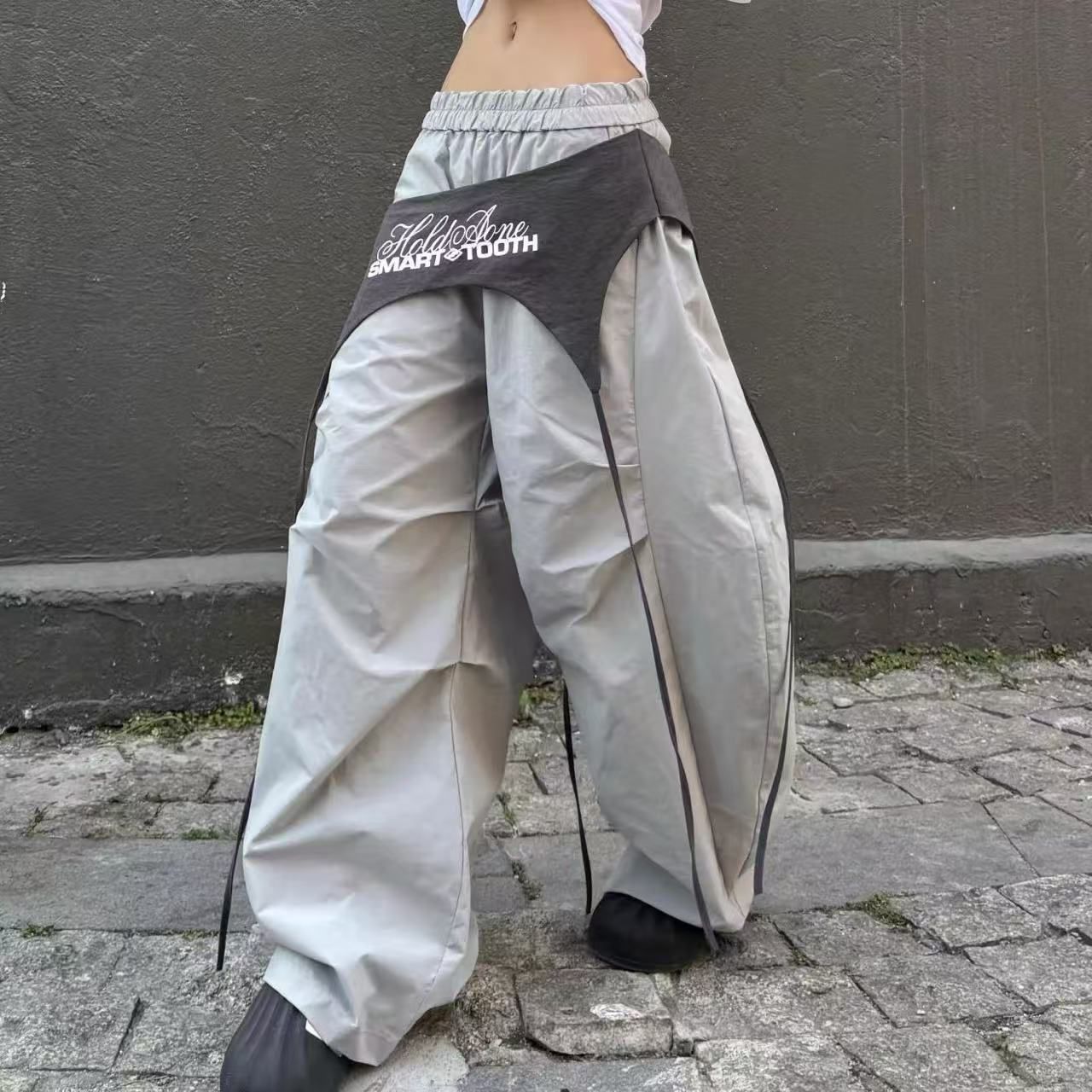Korean chic original quality three-dimensional waist street strap splicing design sense scimitar paratrooper pants women's trendy brand