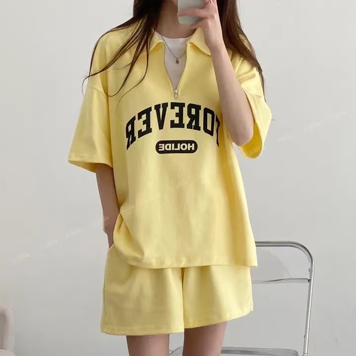 Korean sportswear suit for women in summer 2025 new short-sleeved shorts campus style cute girl running two pieces