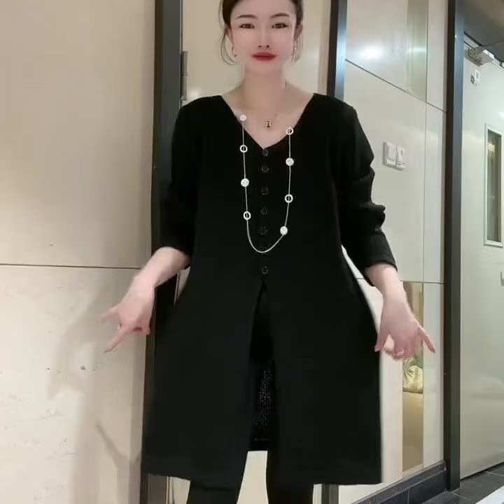 Selected new fashionable and versatile loose slim V-neck sweater and breasted knit sweater cardigan