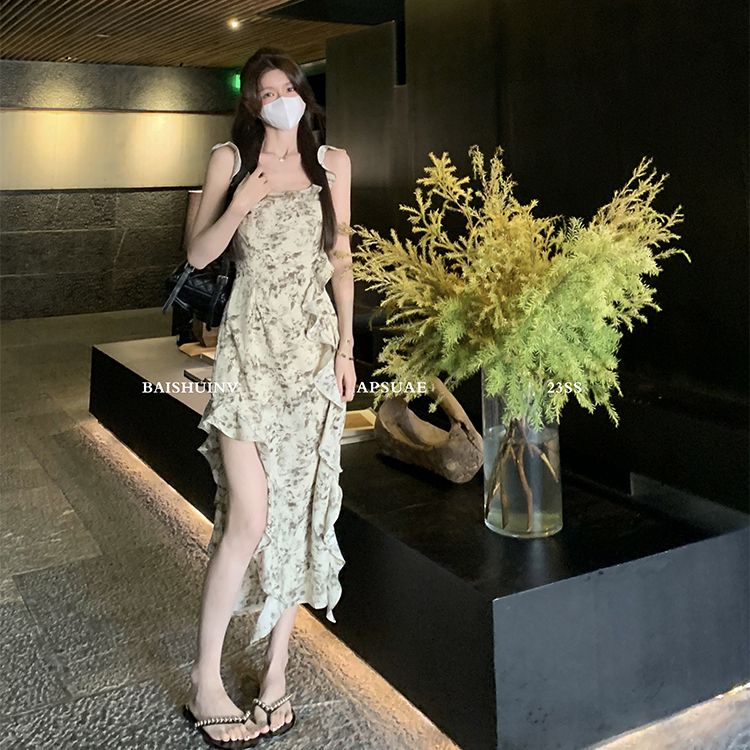 French elegant square collar sleeveless suspender chiffon floral dress for women in summer temperament waist-hugging irregular long skirt
