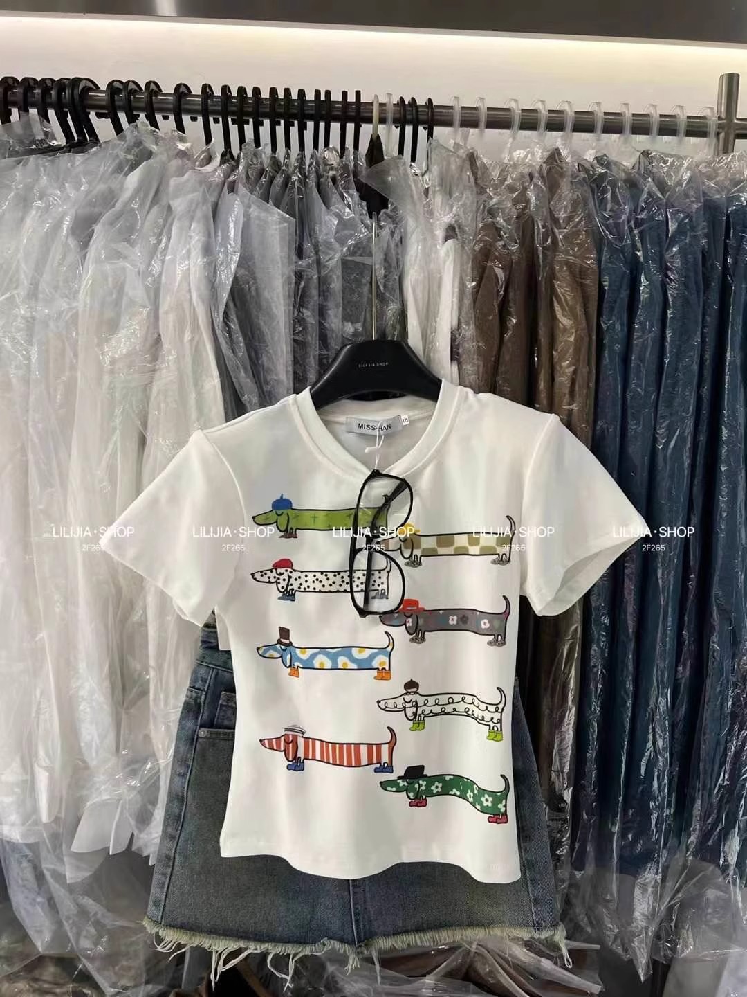 Korean chic front shoulder short-sleeved T-shirt for women in summer new slim short sweet star notes printed top trendy