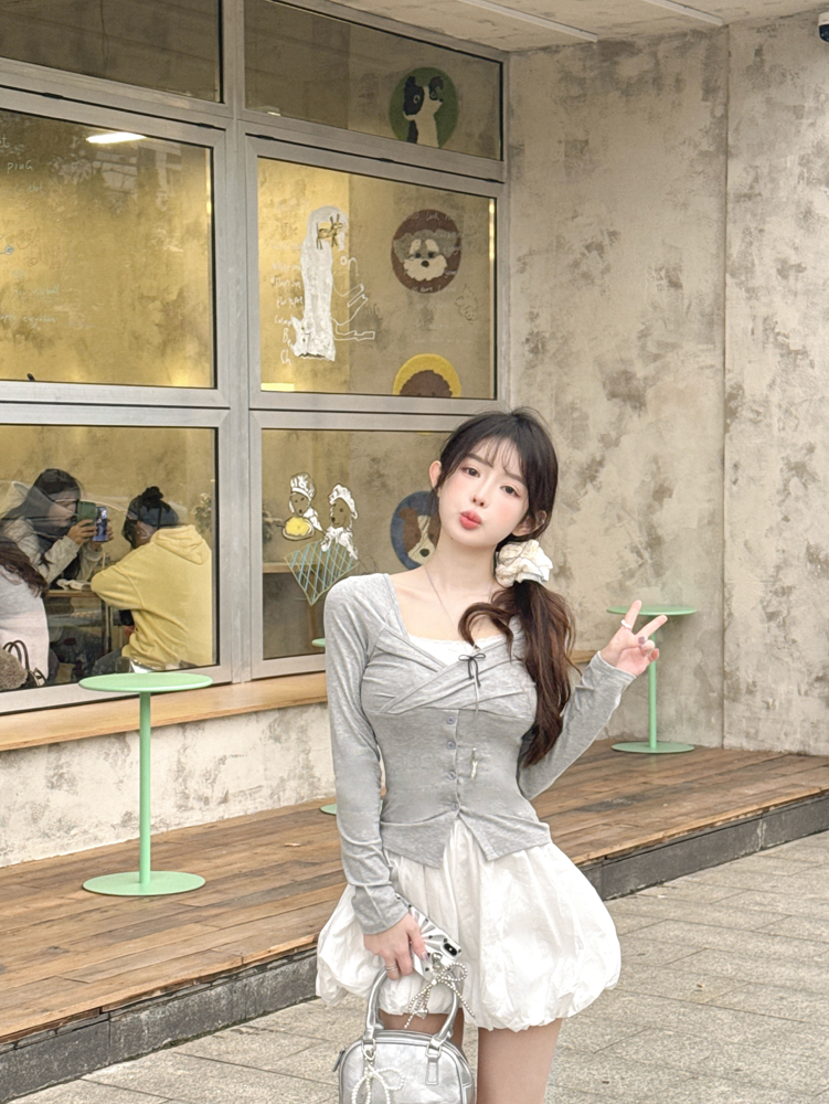 Real shot of sweet girl kink long-sleeved jacket with high waist slim versatile flower bud hot girl A-line short skirt two-piece set