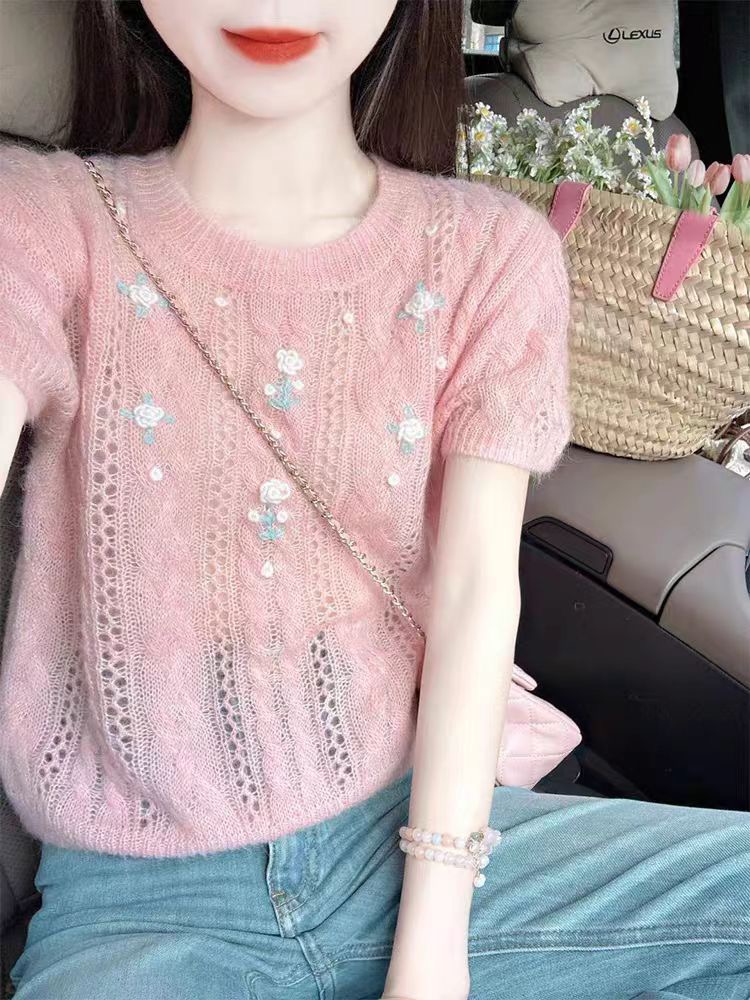 Korean romantic sweet and gentle style slim and fashionable crochet hollow pink round neck short-sleeved sweater top