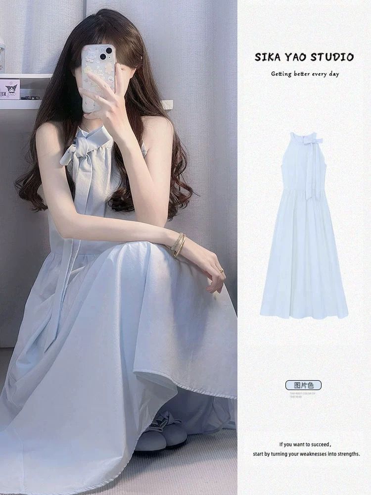 Seaside vacation style blue French halter neck suspender dress for women in summer 2025 new sleeveless beach skirt