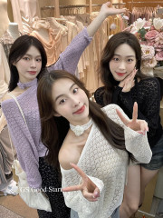 Korean version 2025 spring and summer new hollow lazy French bat sleeve knitted shirt halter neck three-dimensional flowers