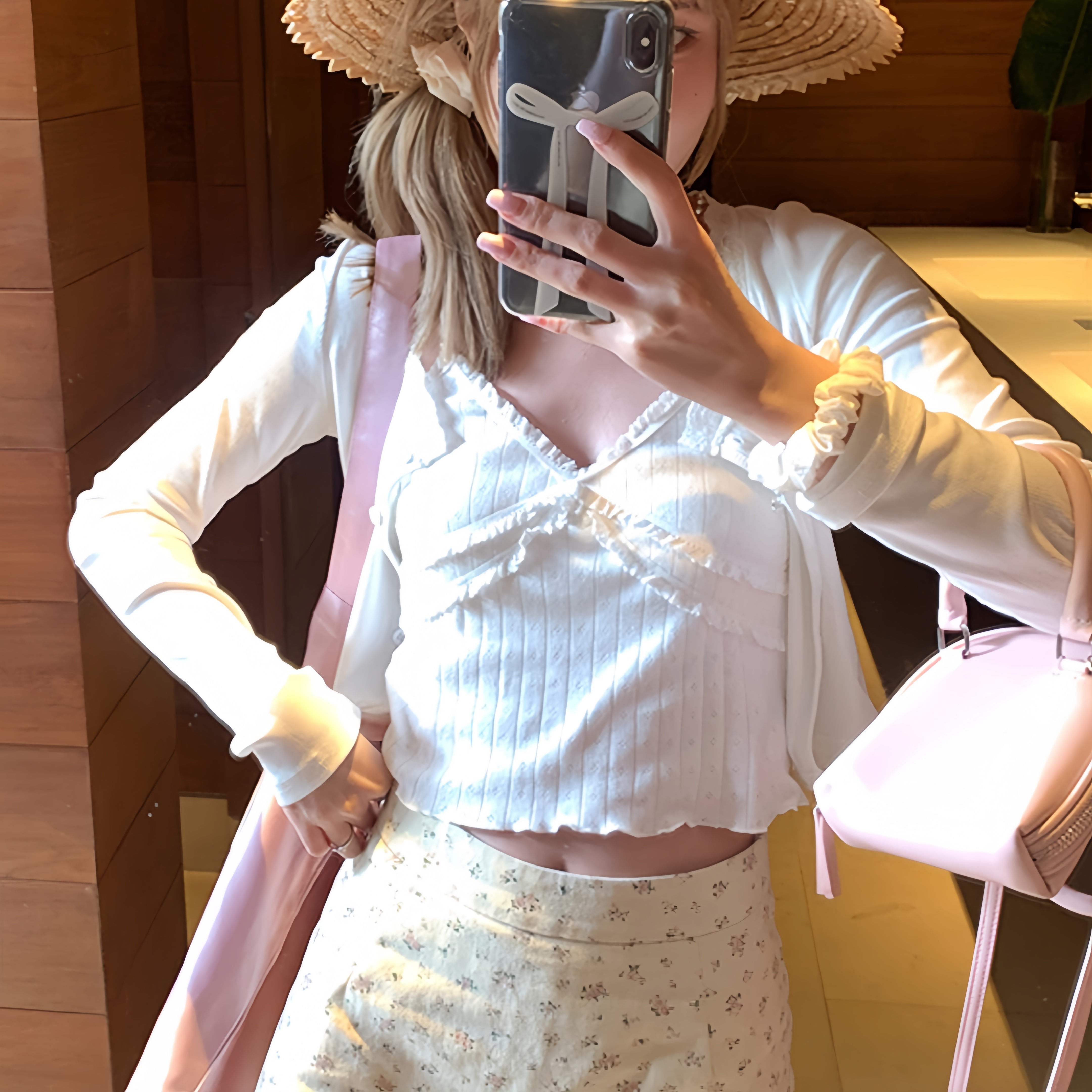 純欲蕾絲V領吊帶背心女夏季2025新款性感ins辣妹外穿無袖短款上衣