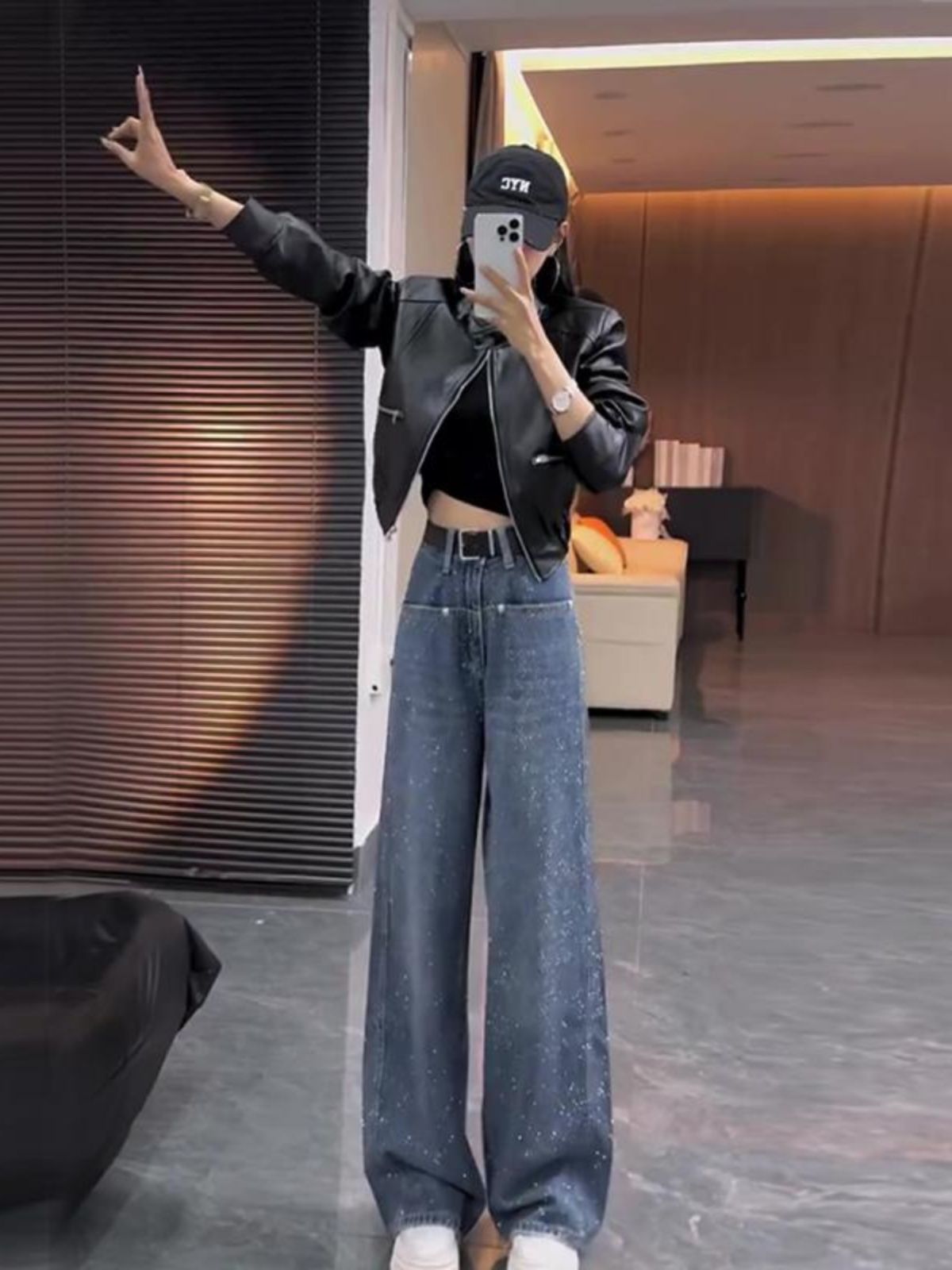 Korean and European Heavy Industry Heavy Industry Star Heavy Diamond Jeans for Women Spring and Autumn New Style Flash Diamond Loose High Waist Narrow Wide Legs