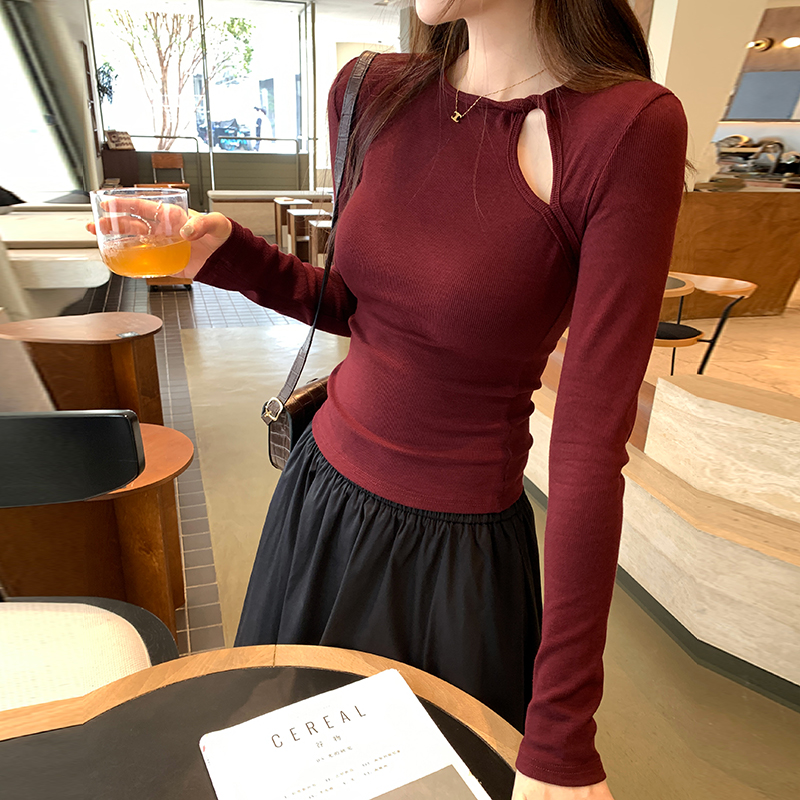 Real photo of hollow round neck straight shoulder white long-sleeved T-shirt for women 2025 spring new pure slim inner base shirt