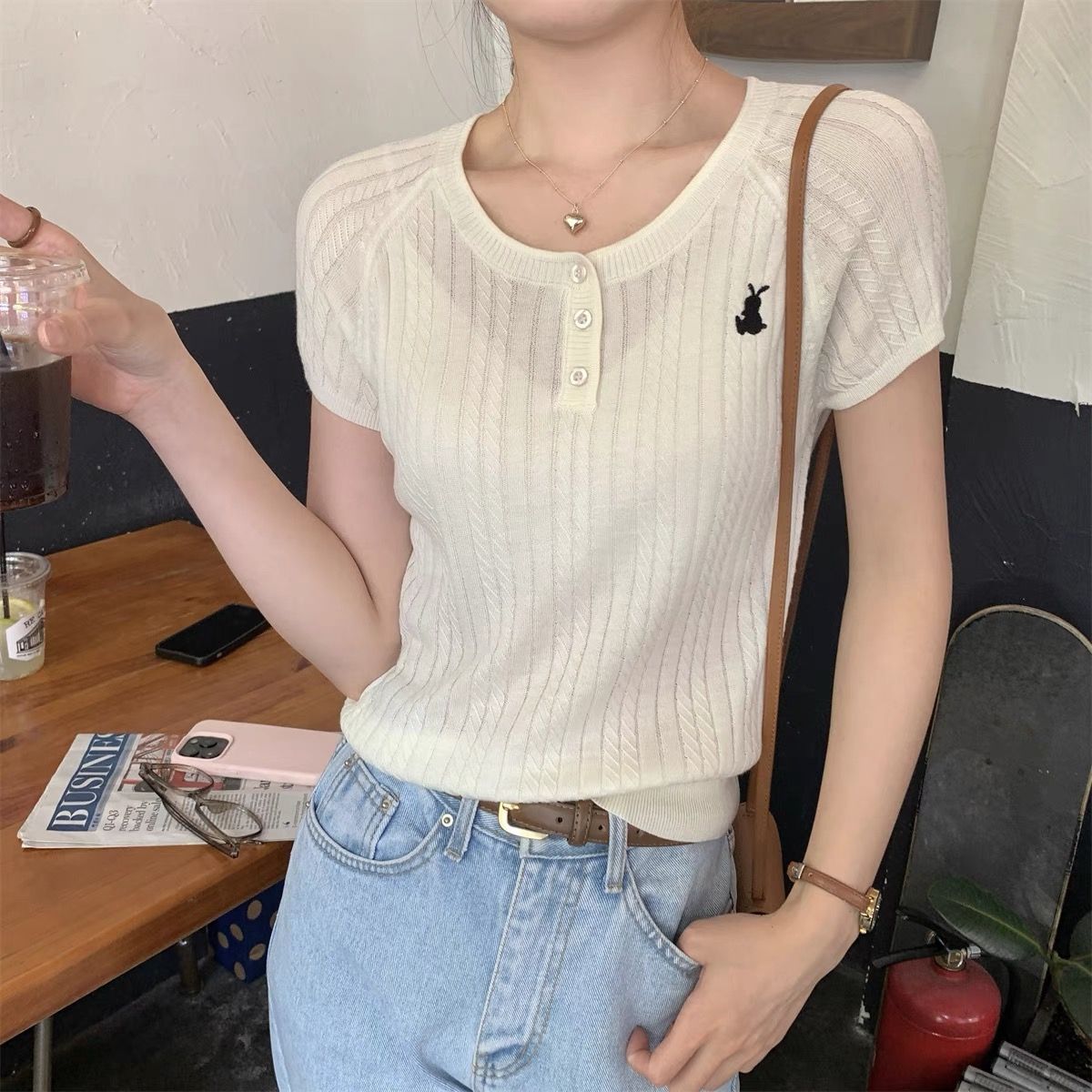 韓系麻花小衫女裝夏季冰絲透氣針織短袖圓領T恤設計感刺繡上衣ins