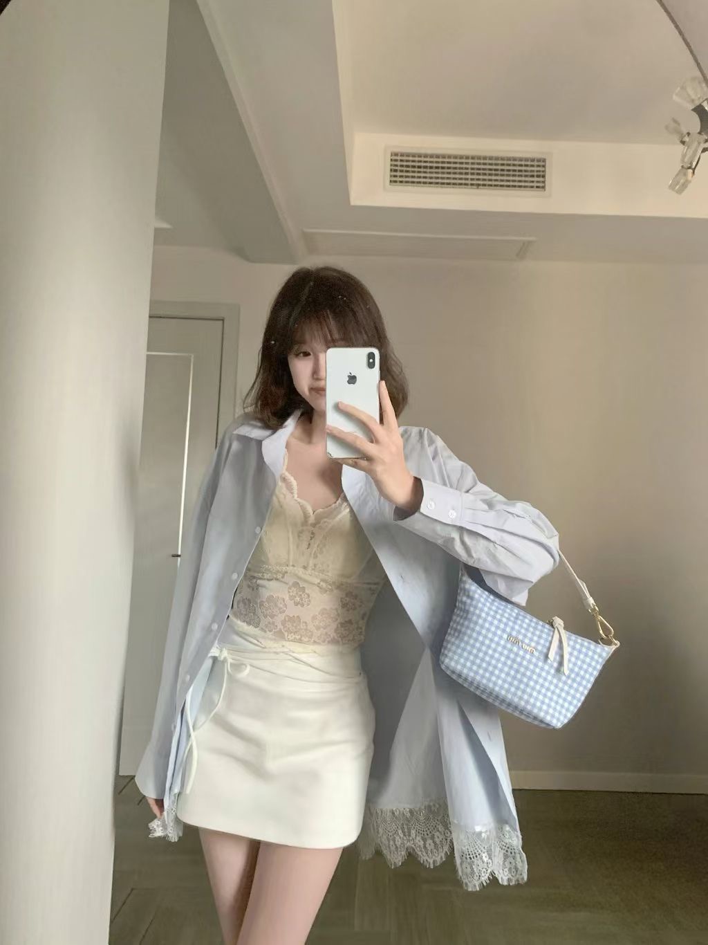 蕾絲拼接寬鬆長袖襯衫女2025春夏新款polo領設計感度假風小眾上衣