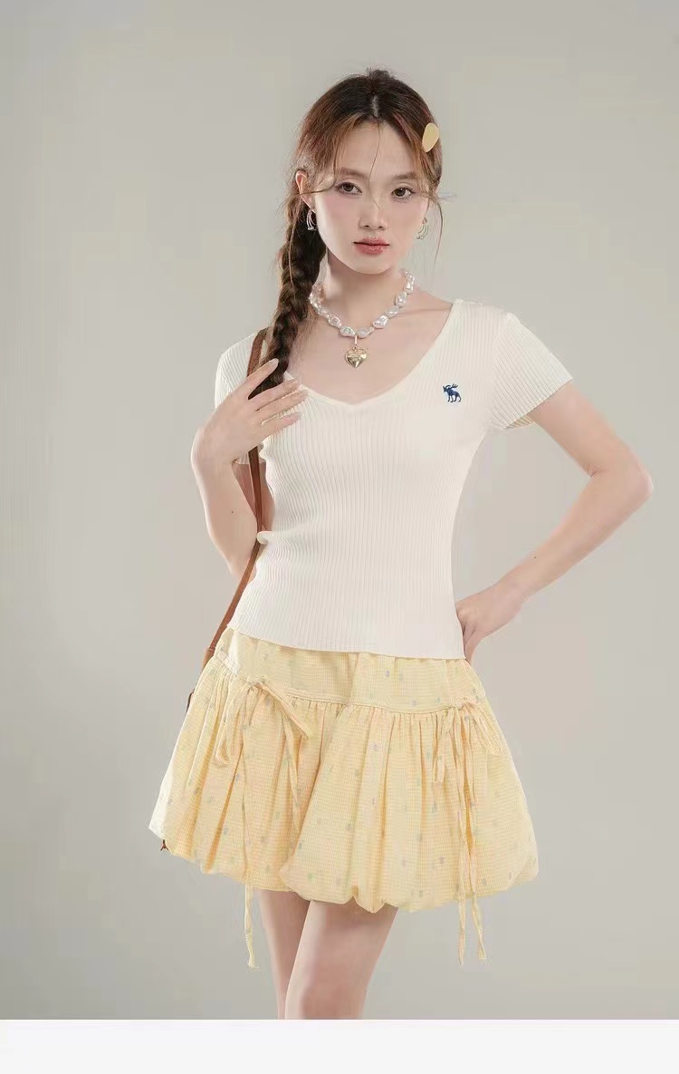 The original method is high and the price is high ~ Colorful polka dot flower bud skirt with a string bow design skirt short skirt