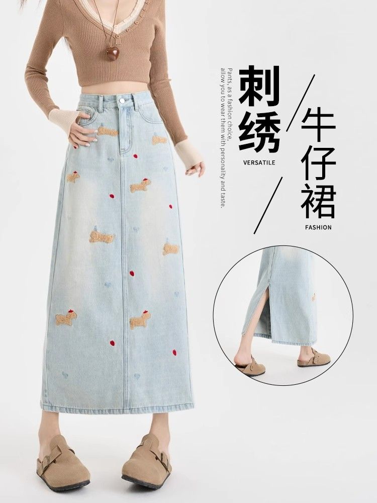 Dachshund dog embroidered denim skirt for women in spring high waist straight A-line long skirt design sense rear slit hip-pack skirt